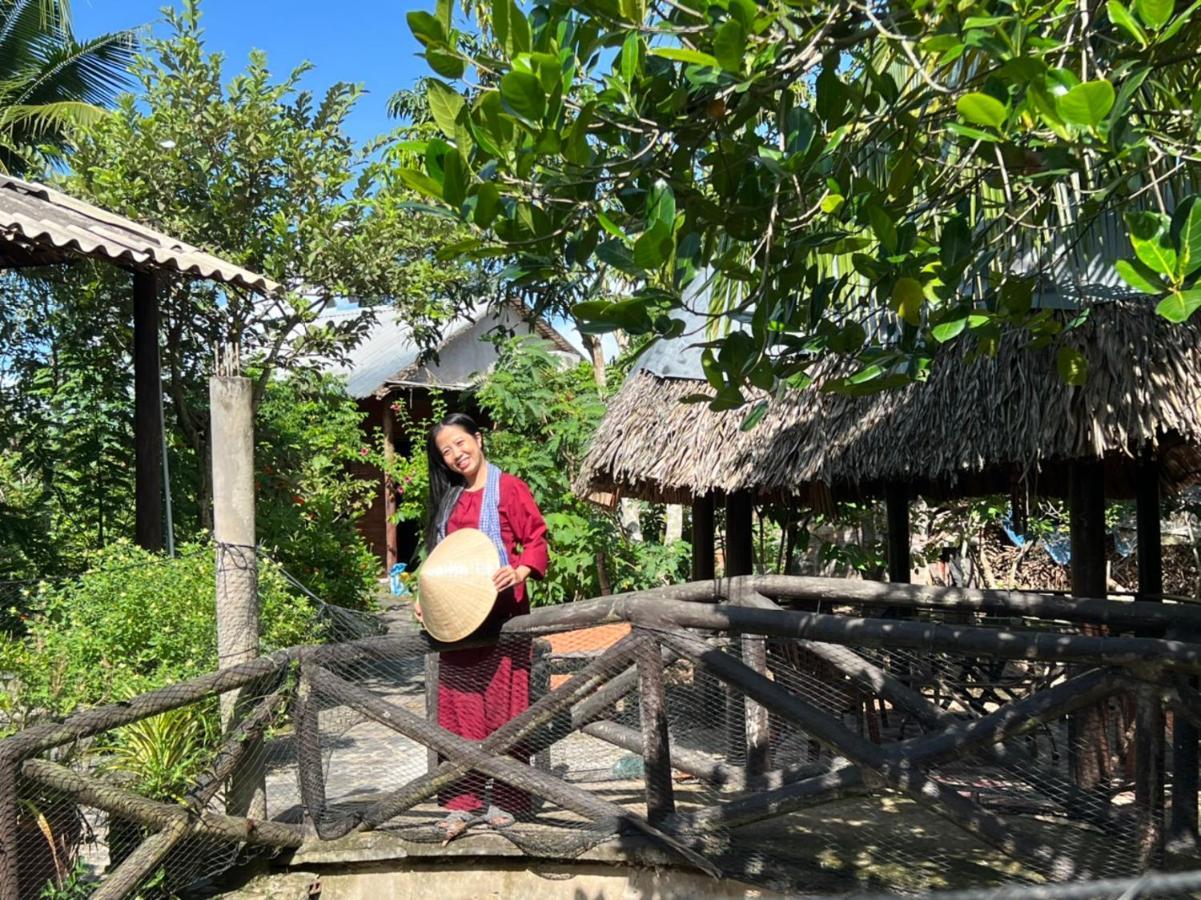 Ngoc Phuong Homestay Vĩnh Long Exterior photo