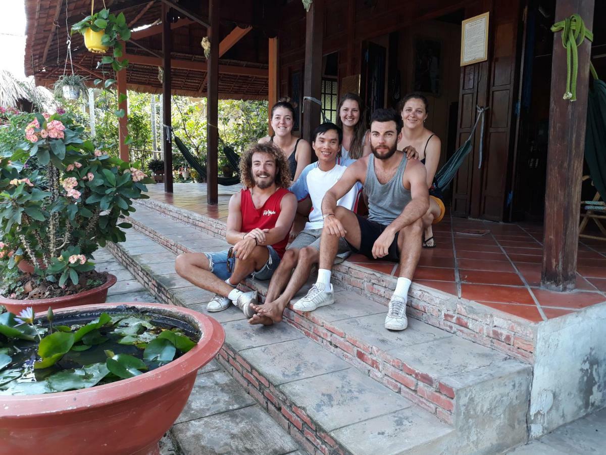 Ngoc Phuong Homestay Vĩnh Long Exterior photo